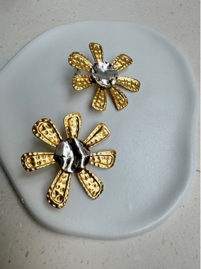 Ατσάλινα σκουλαρίκια Ατσάλινα σκουλαρίκια