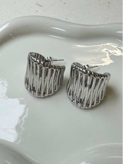 Ατσάλινα σκουλαρίκια Ατσάλινα σκουλαρίκια