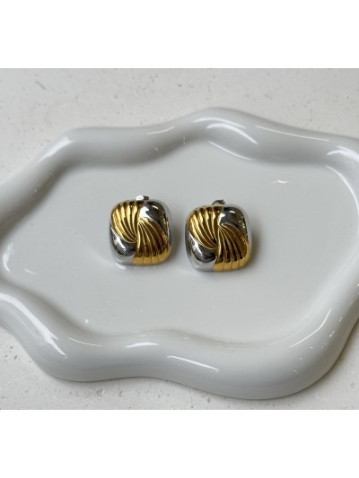 Ατσάλινα σκουλαρίκια Ατσάλινα σκουλαρίκια