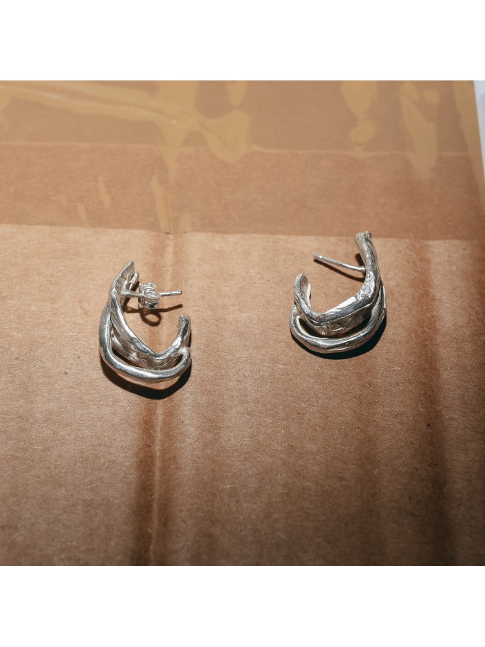 NA128 TRIPLE HOOP EARRINGS NA128 TRIPLE HOOP EARRINGS