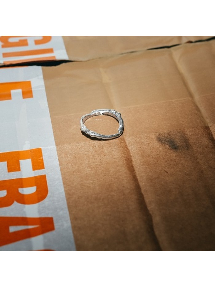 NA141 THRICE RING NA141 THRICE RING