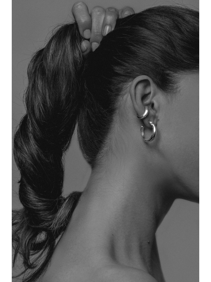 NA029 CLASSIC HOOP EARRINGS