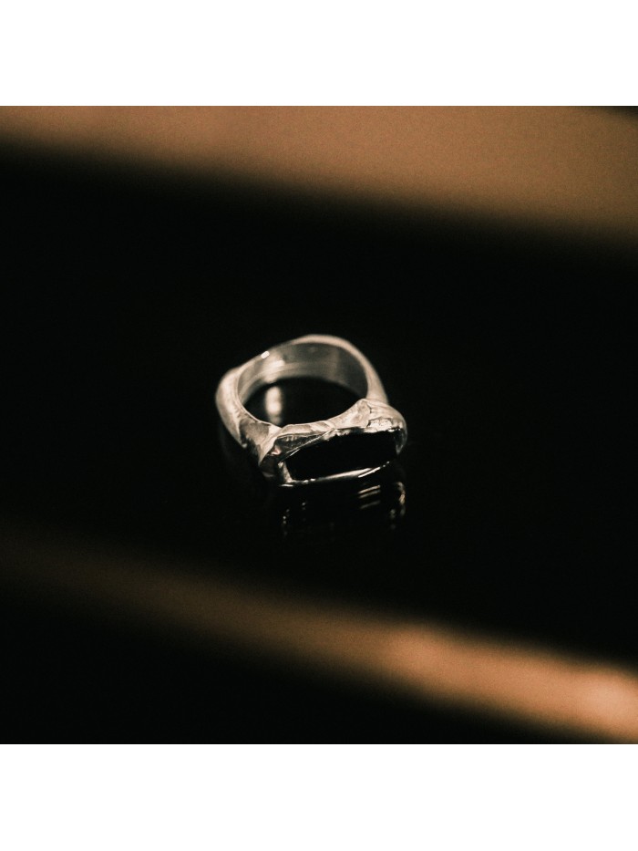 NA112 ELONGATED STONE RING NA112 ELONGATED STONE RING