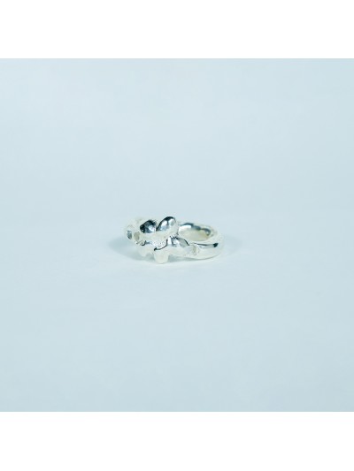 NA251 Flower Ring NA251 Flower Ring