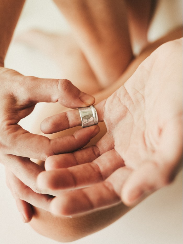 NA010 STUCK PINKY RING NA010 STUCK PINKY RING