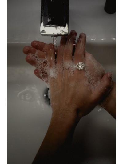 NA098 ABSTRACT FACE RING