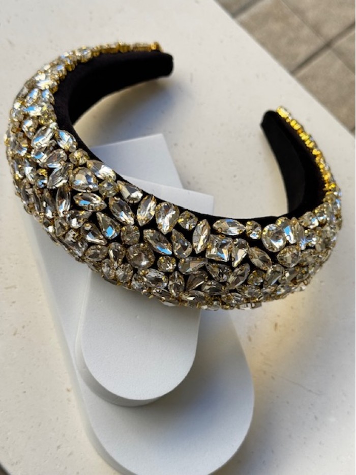 Κρυστάλλινη στέκα Κρυστάλλινη στέκα